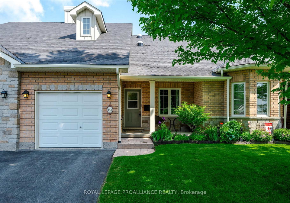 141-village-crescent-peterborough-west-ontario-x12223319