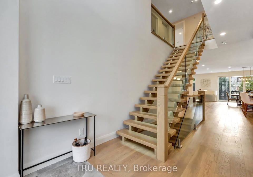 34-granton-avenue-ottawa-ontario-x12223418