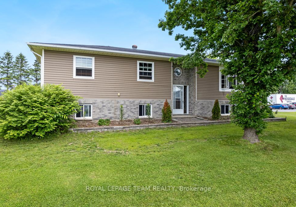 2244-simms-street-north-dundas-ontario-x12223482