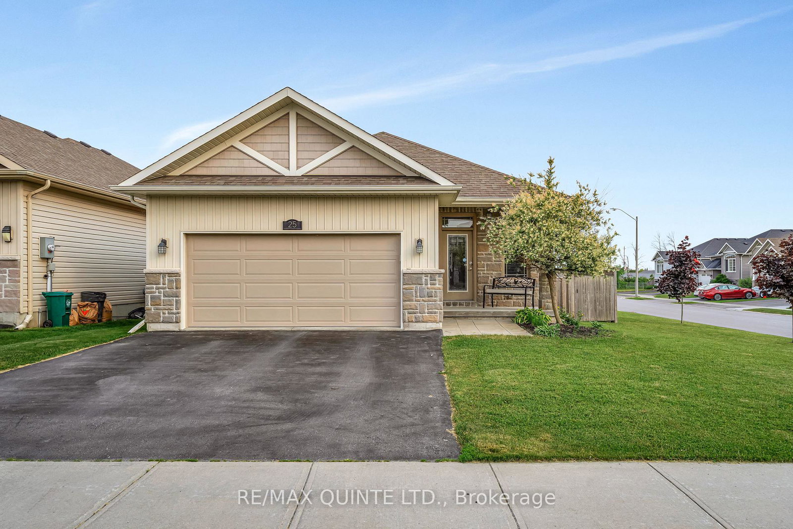 25-walnut-crescent-belleville-ontario-x12223552