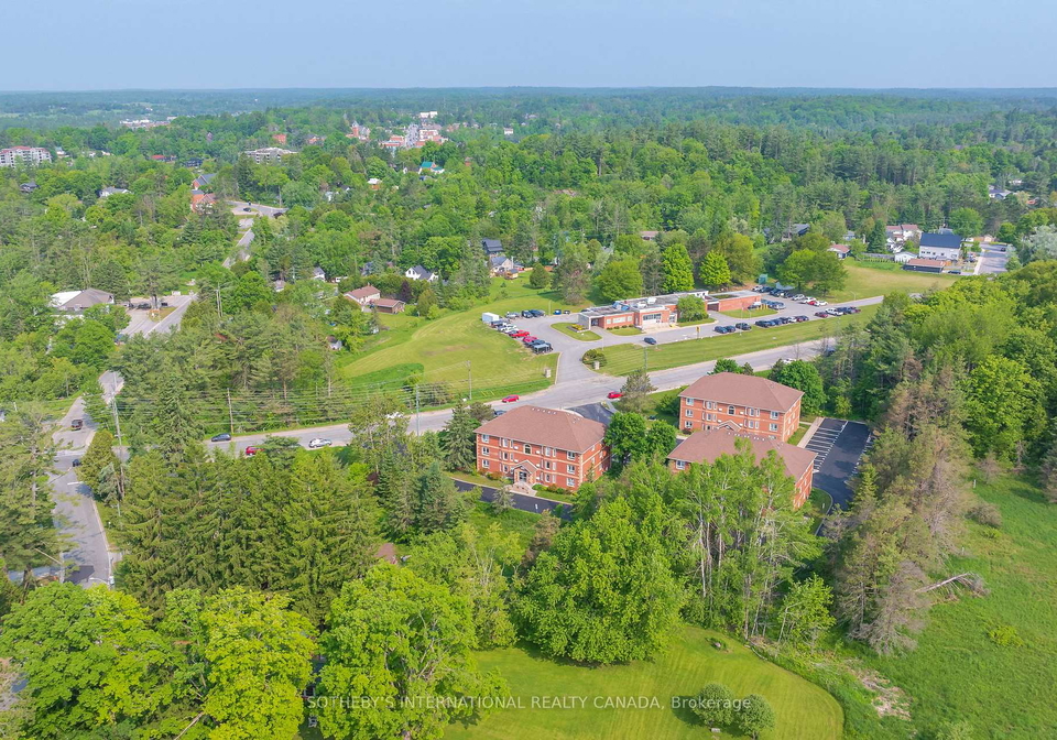 661-cedar-lane-bracebridge-ontario-x12223585