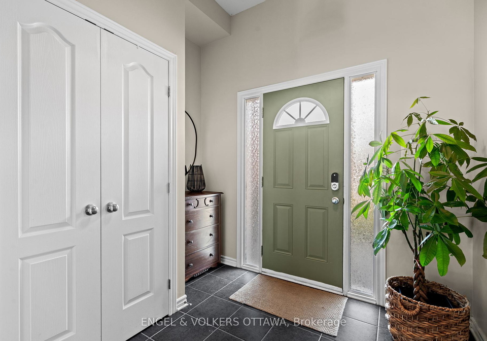 1141-northgraves-crescent-kanata-ontario-x12223586