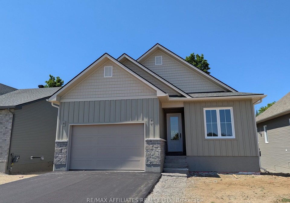 97-rabb-street-smiths-falls-ontario-x12223613
