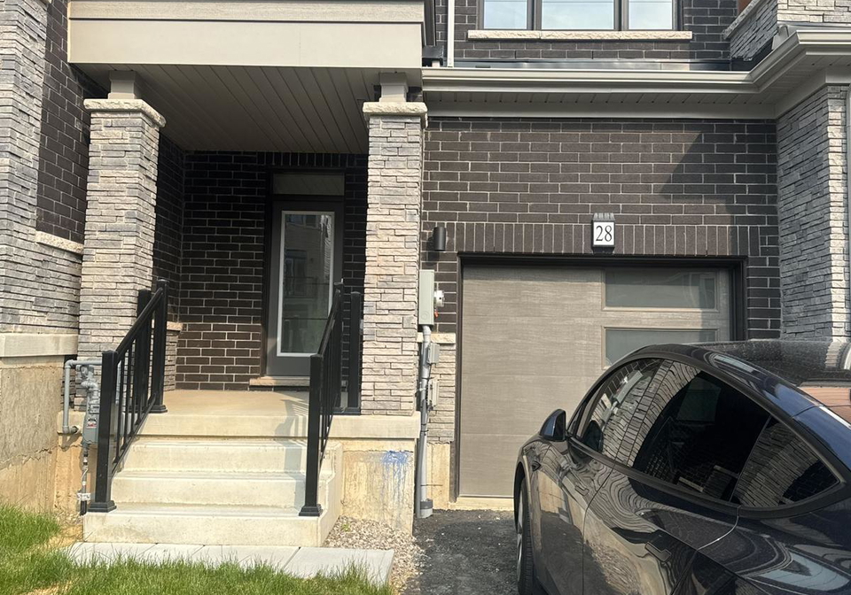 28-granville-crescent-haldimand-ontario-x12223617
