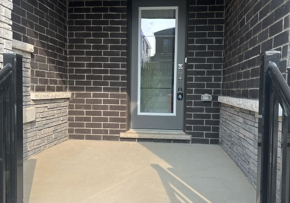 28-granville-crescent-haldimand-ontario-x12223617