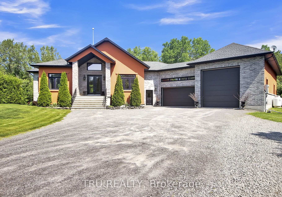 7909-parkway-road-ottawa-ontario-x12223623