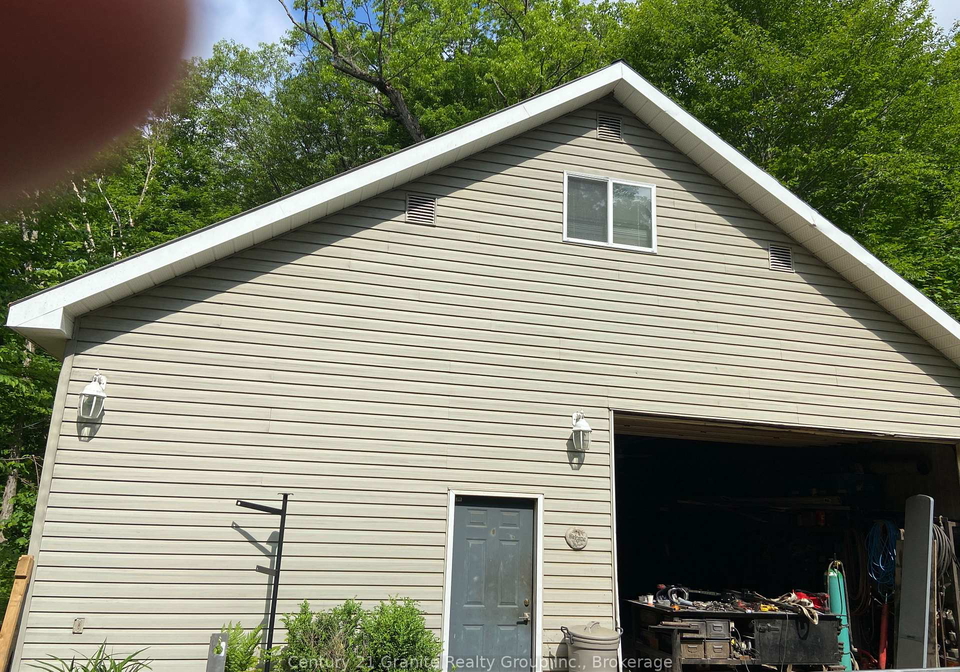 2346-wilkinson-drive-dysart-et-al-ontario-x12223732