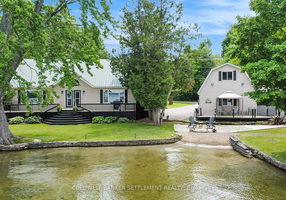 14-r15-road-rideau-lakes-ontario-x12223907