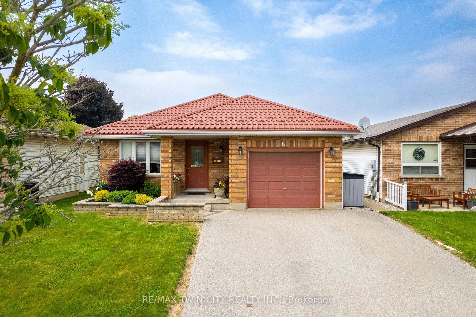8-shannon-street-brantford-ontario-x12223930