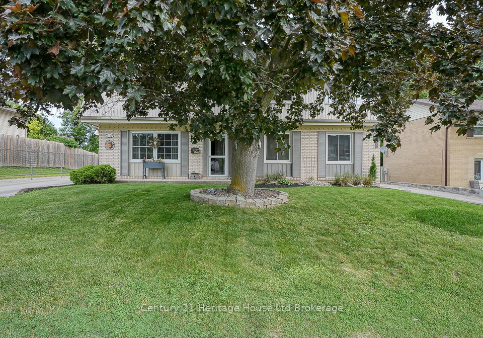 1003-b-nesbitt-crescent-woodstock-ontario-x12224140