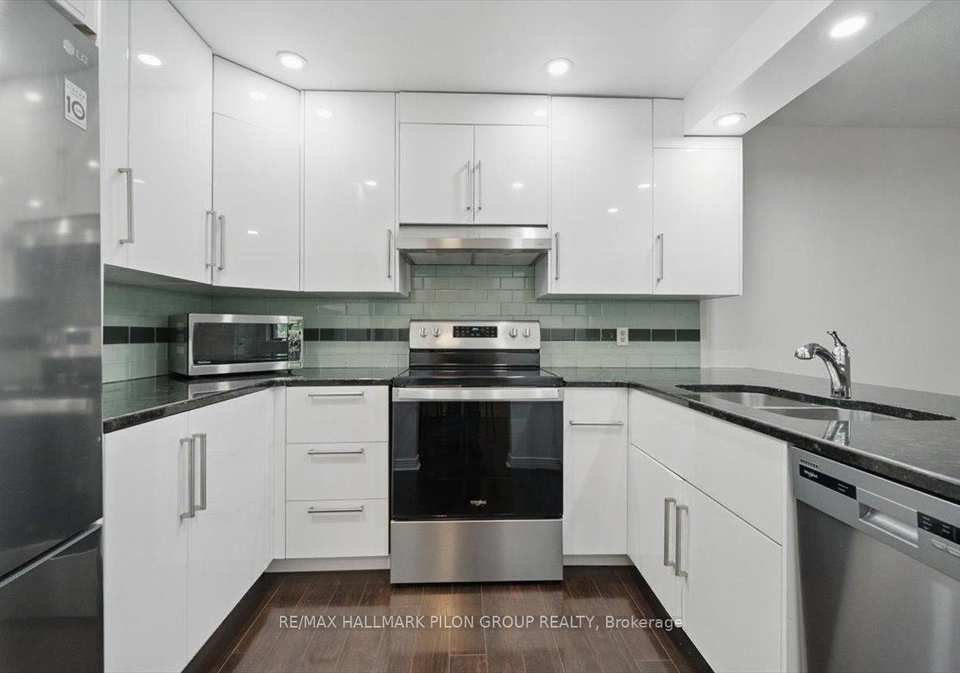 201-laurier-avenue-e-ottawa-ontario-x12224222