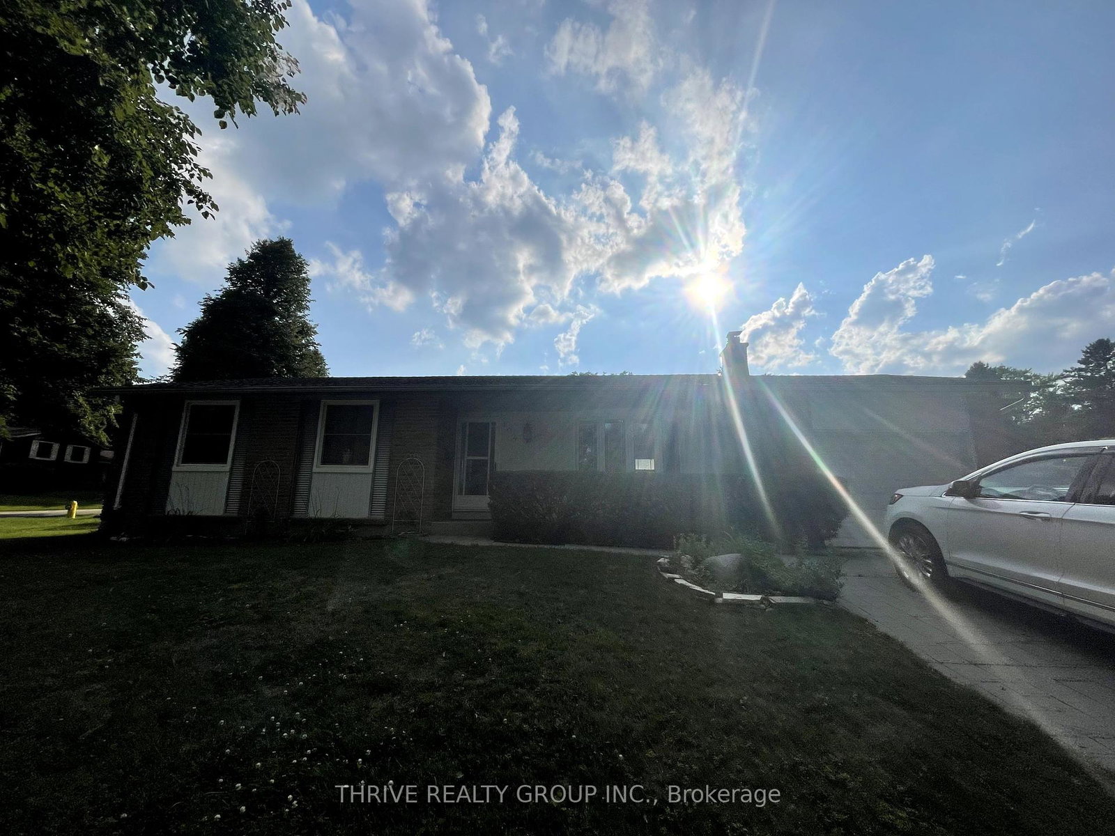 104-applewood-crescent-london-south-ontario-x12224293
