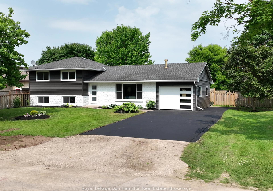 83-lorne-avenue-bluewater-ontario-x12224357
