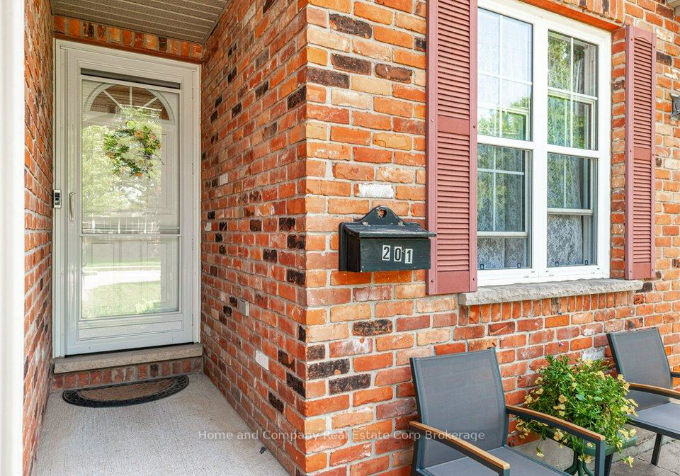 201-king-street-stratford-ontario-x12224439