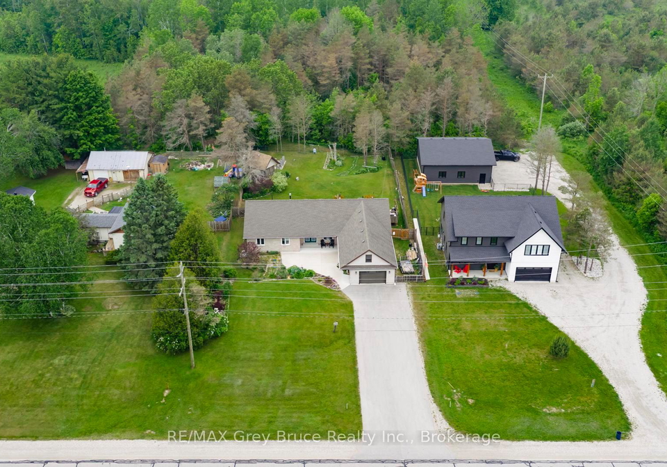 236-bruce-street-south-bruce-peninsula-ontario-x12224444