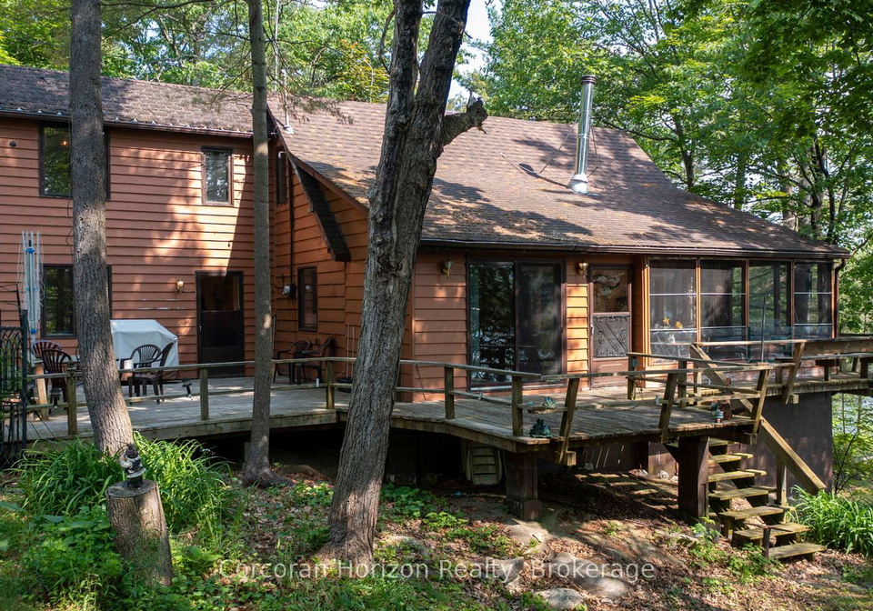 395-berwick-road-georgian-bay-ontario-x12224492