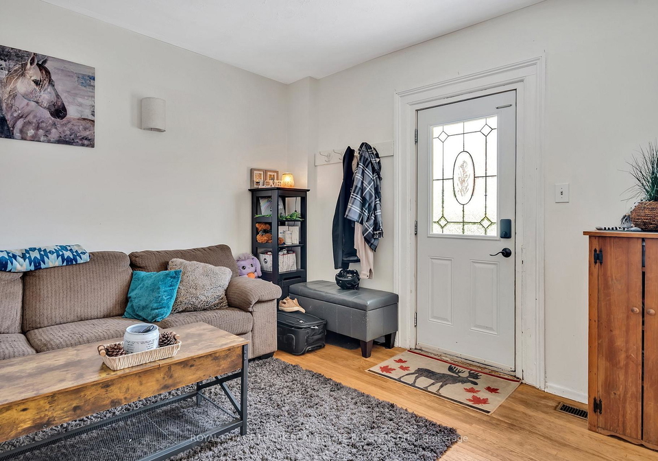 526-rogers-street-peterborough-east-ontario-x12224686