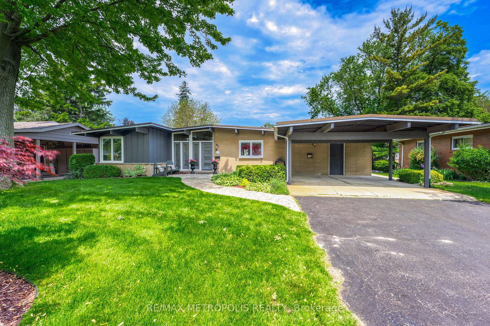 456-lakeshore-road-sarnia-ontario-x12224790