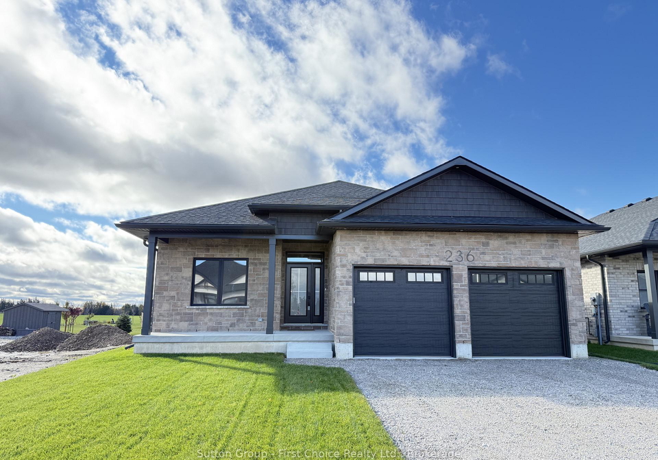 236-henry-street-west-perth-ontario-x12225322