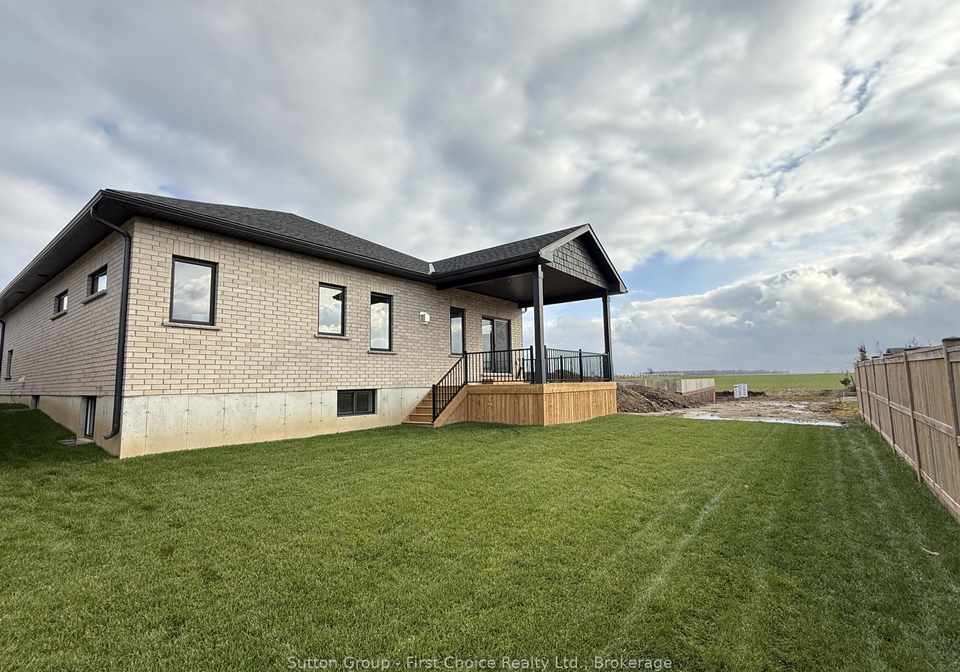 236-henry-street-west-perth-ontario-x12225322