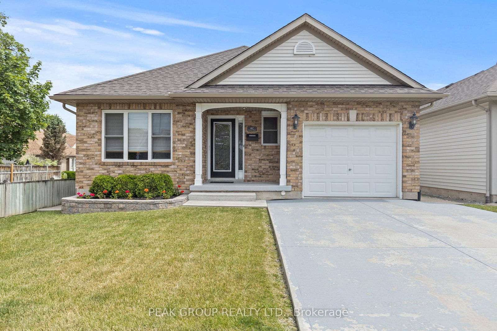 4c-wood-street-st-catharines-ontario-x12225343