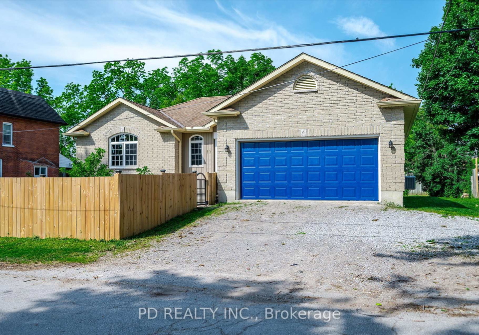 19-george-st-street-n-kawartha-lakes-ontario-x12225389