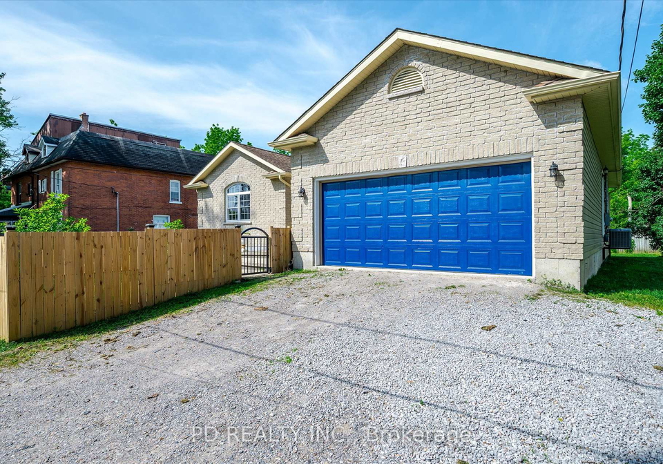 19-george-st-street-n-kawartha-lakes-ontario-x12225389
