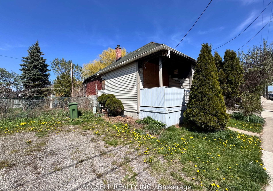 1371-cannon-street-e-hamilton-ontario-x12225566