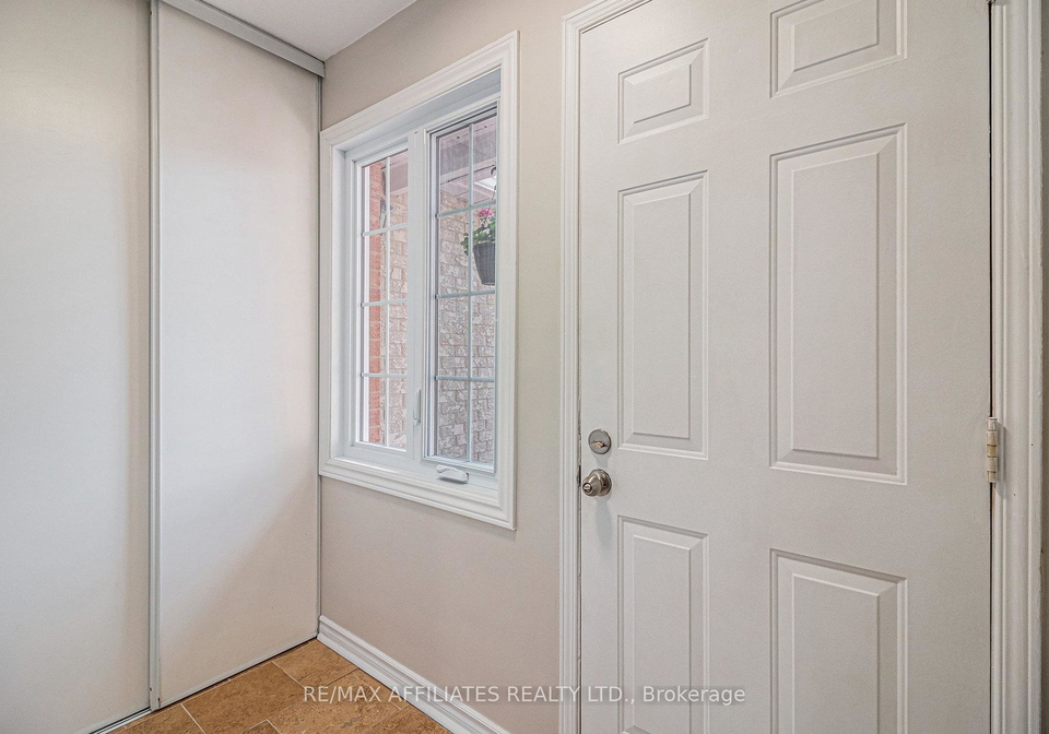 2106-sunland-drive-ottawa-ontario-x12225697