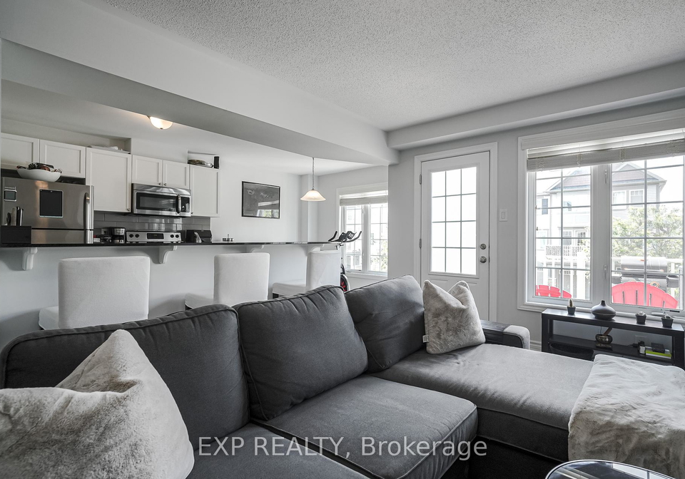 595-foxlight-circle-kanata-ontario-x12226098