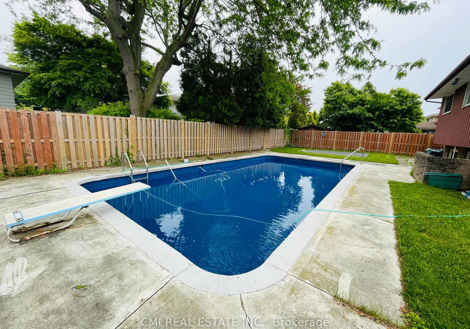 15-bayshore-crescent-st-catharines-ontario-x12226133