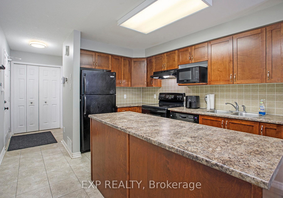 163-keltie-private-ottawa-ontario-x12226192