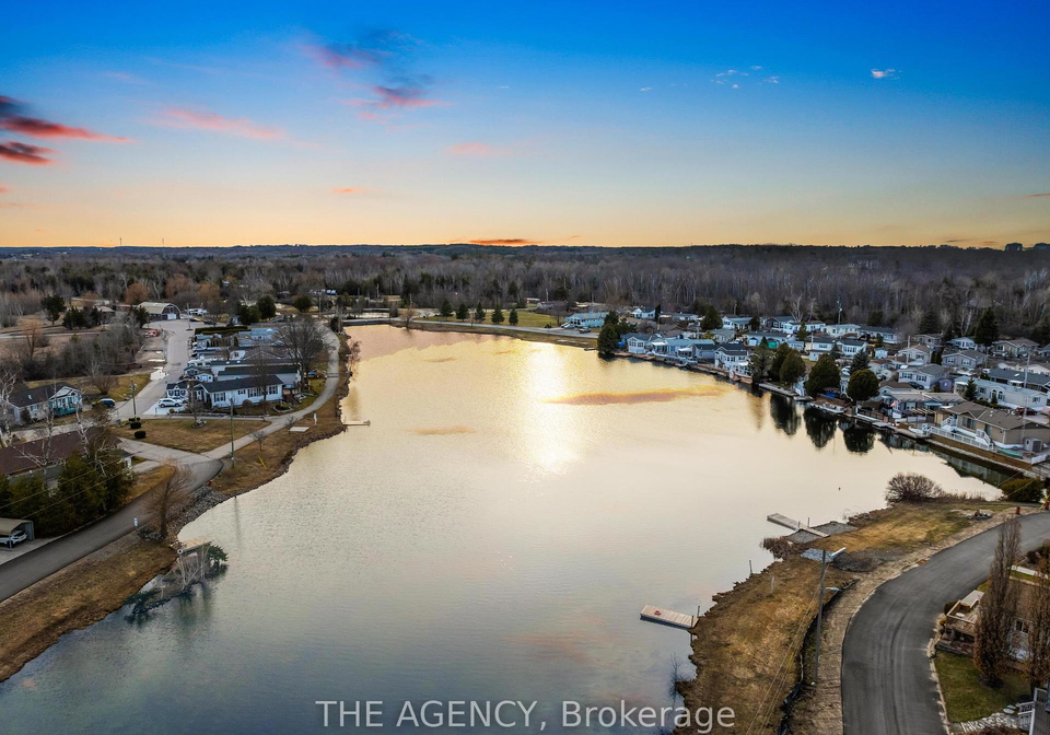 35-trillium-beach-road-puslinch-ontario-x12226215