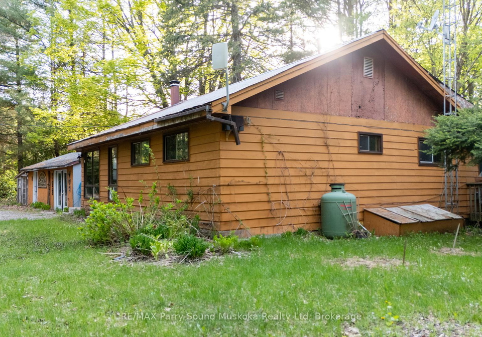 82-bradley-road-seguin-ontario-x12226247