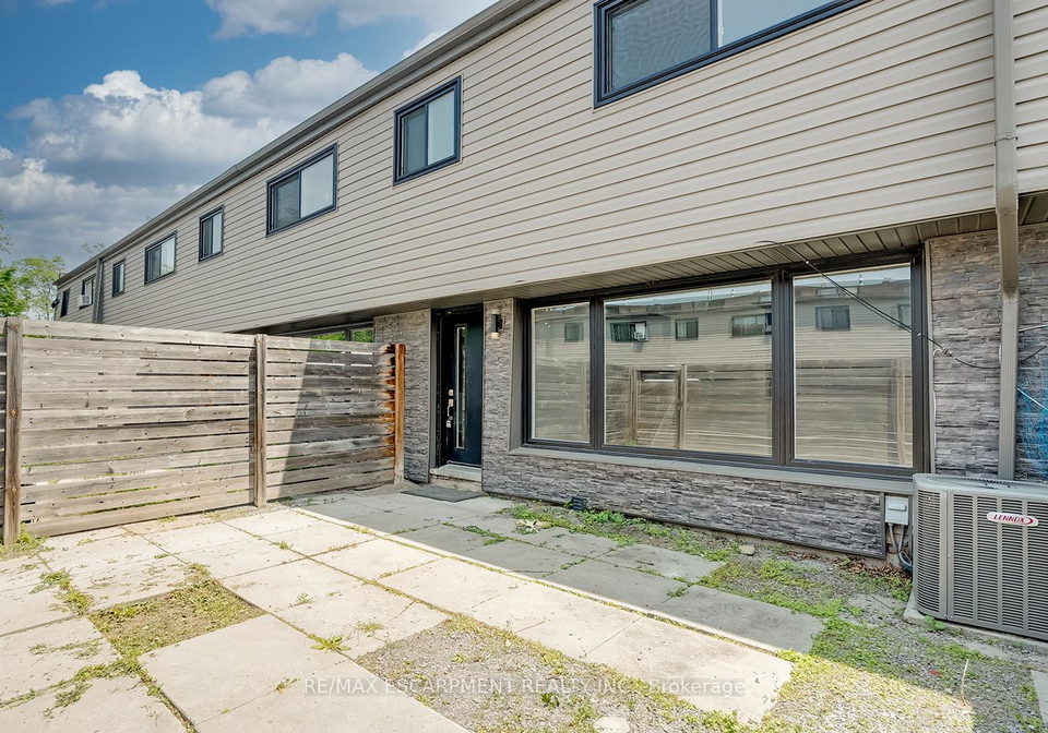 260-montmorency-drive-hamilton-ontario-x12226354