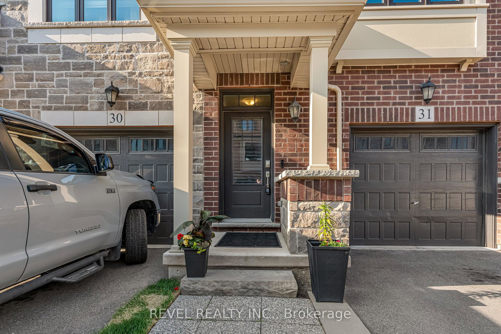 288-glover-road-hamilton-ontario-x12226378