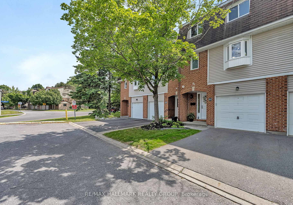 42-almond-lane-kanata-ontario-x12226387