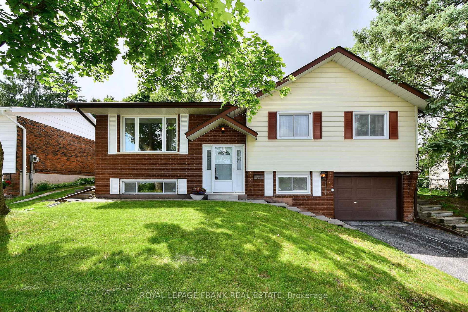 1538-cherryhill-road-peterborough-west-ontario-x12226450