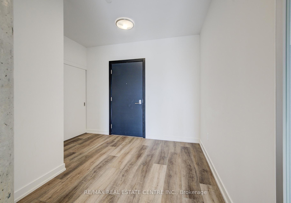 15-wellington-street-s-kitchener-ontario-x12226552