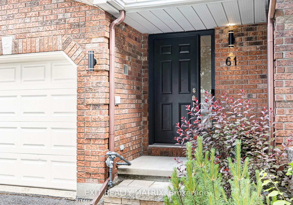 61-winnegreen-court-ottawa-ontario-x12226774