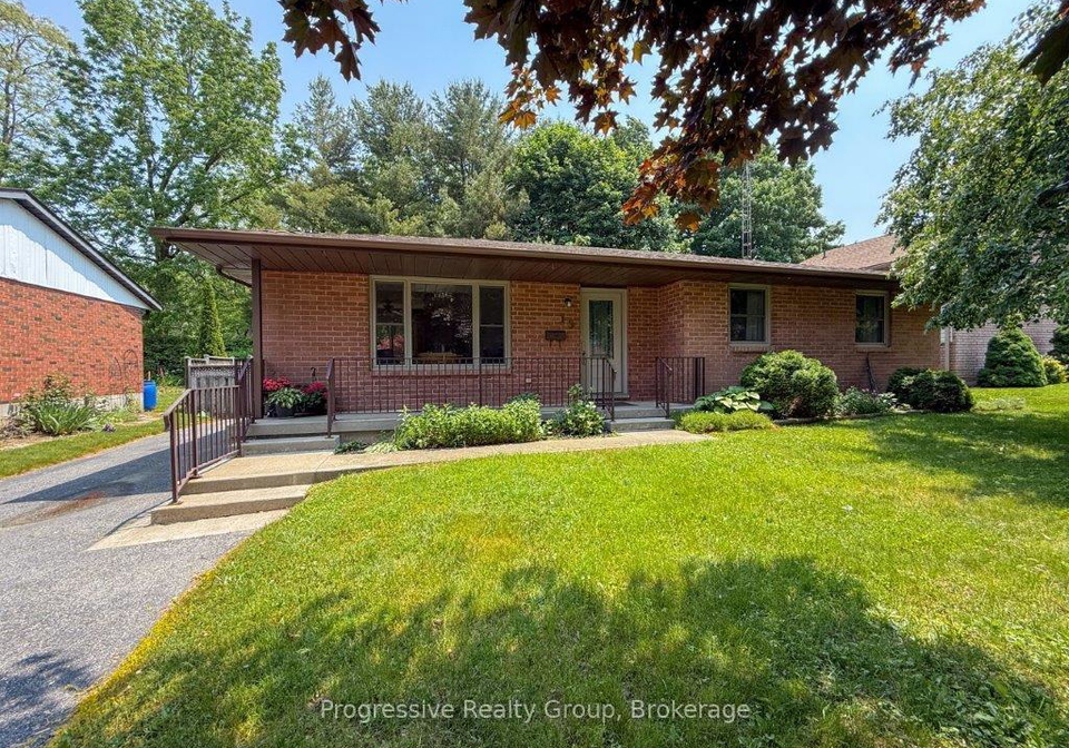 15-fairview-drive-norfolk-ontario-x12226990