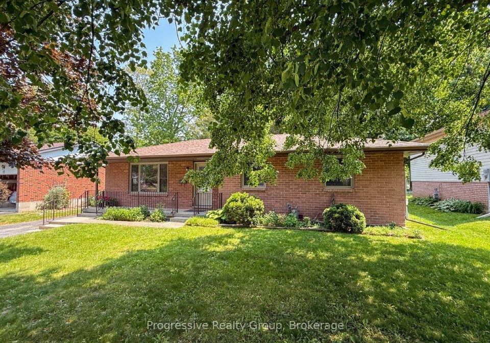 15-fairview-drive-norfolk-ontario-x12226990