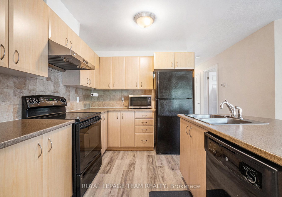 355-paseo-private-ottawa-ontario-x12227006