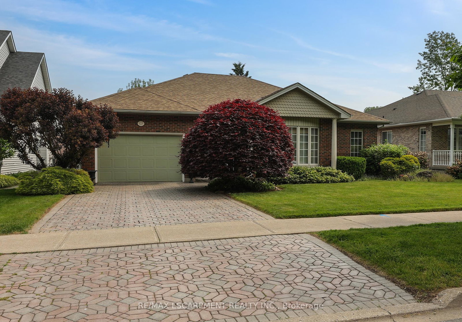 123-dorchester-drive-grimsby-ontario-x12227018