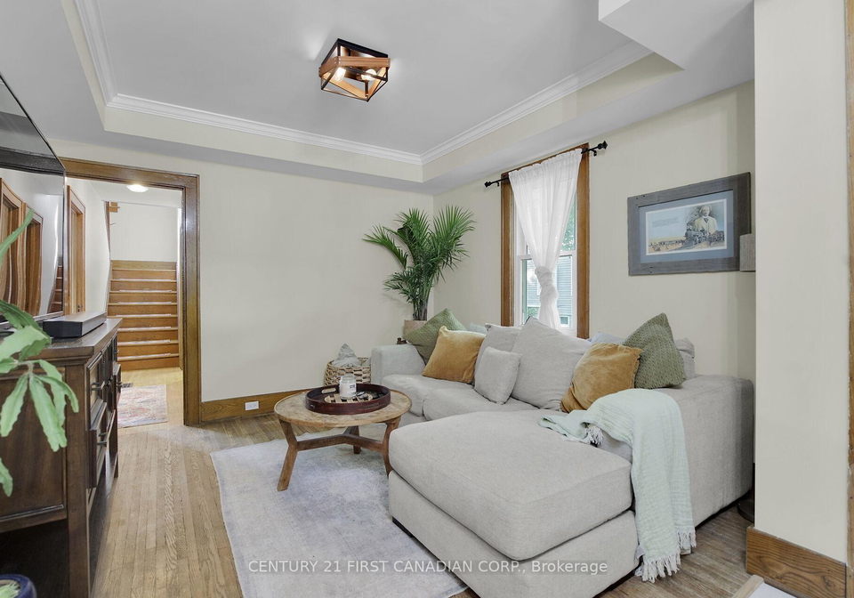 196-queen-street-west-elgin-ontario-x12227092