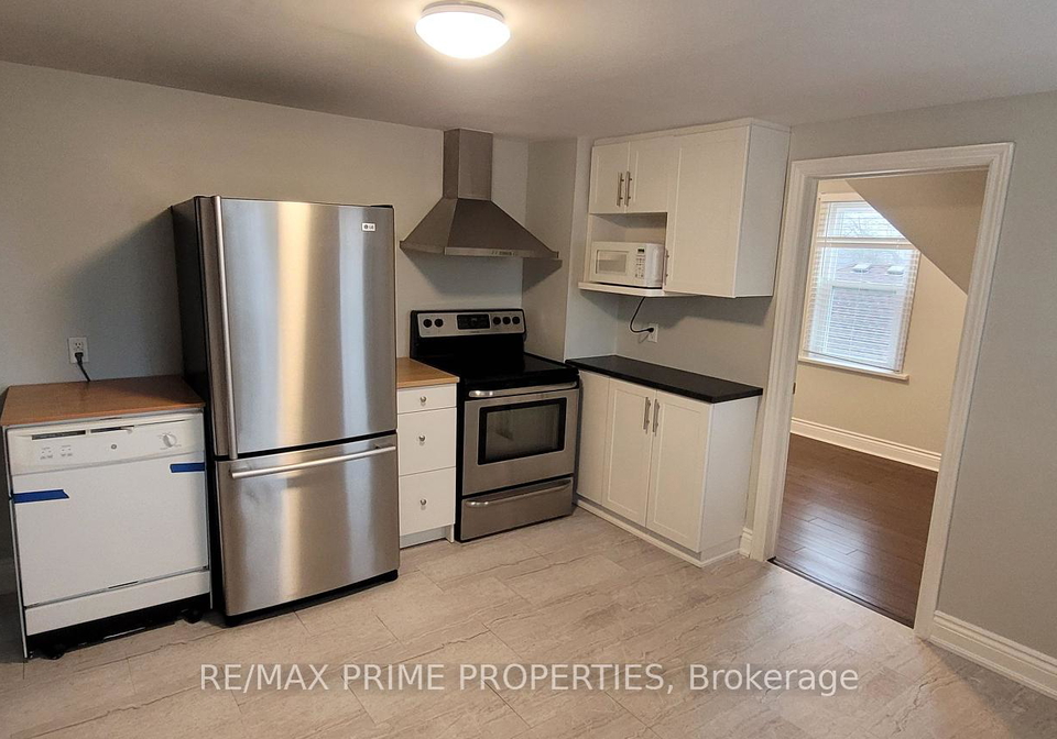 8-elgin-street-s-cambridge-ontario-x12227095
