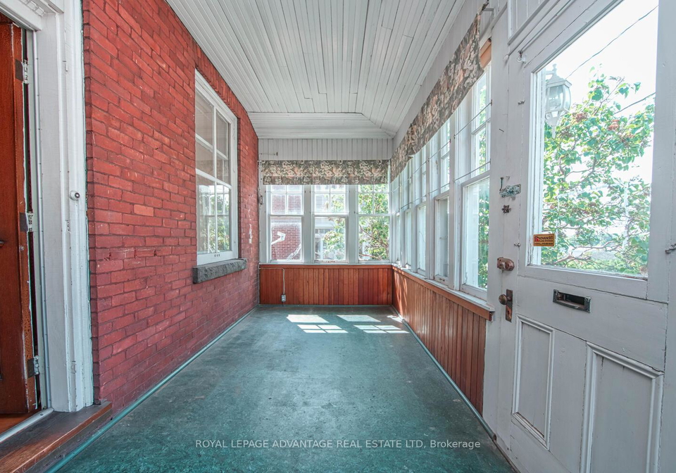 11-elmsley-street-s-smiths-falls-ontario-x12227199