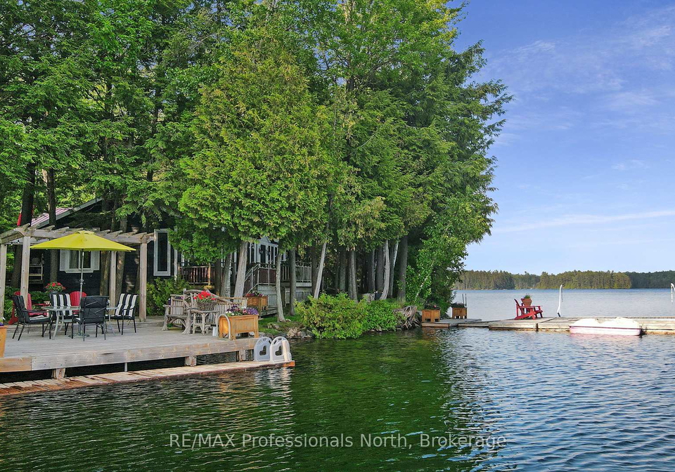 61-fr-327a-road-trent-lakes-ontario-x12227680