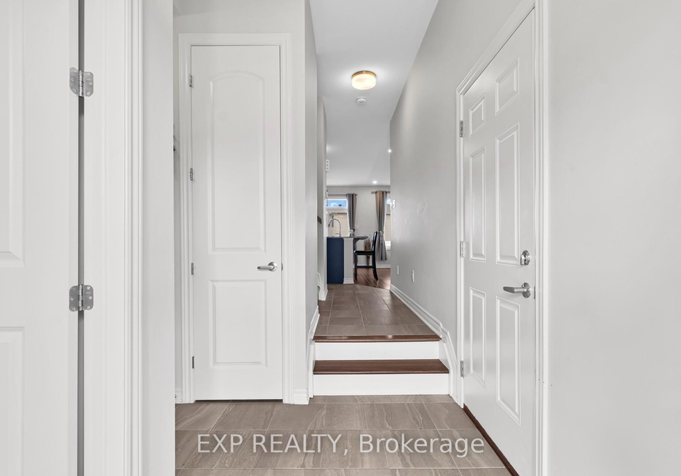 560-flagstaff-drive-ottawa-ontario-x12227704