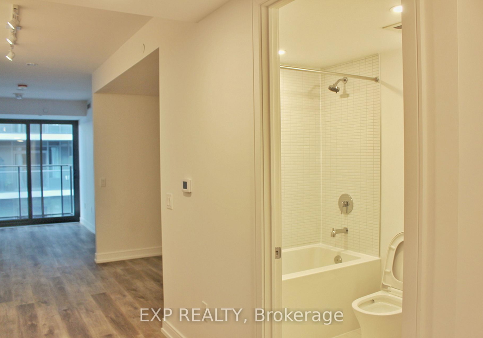 1-jarvis-street-hamilton-ontario-x12227967
